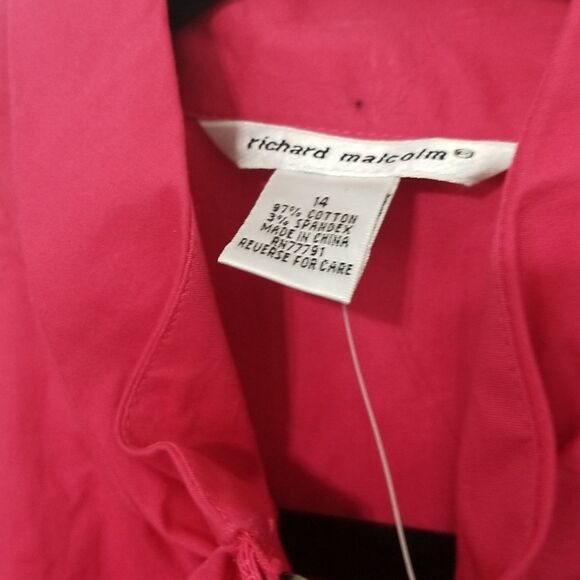 Gorgeous Fuschia Front-Ruffle Zip Dress by Richard Malcom 0028 - Picture 4 of 6